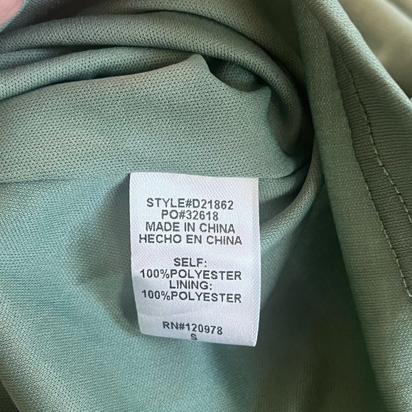 NEW Entro Green/Orchid Floral Maxi Dress Sz Small Flowy - Picture 5 of 7